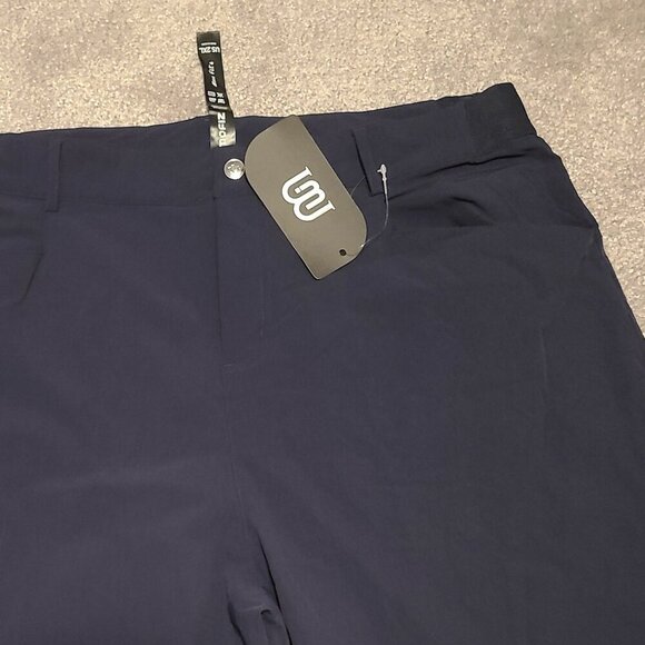 🔥3/$42 w FREE SHIPPING🔥 NWT Mofiz womans navy blue golf shorts - Picture 2 of 5